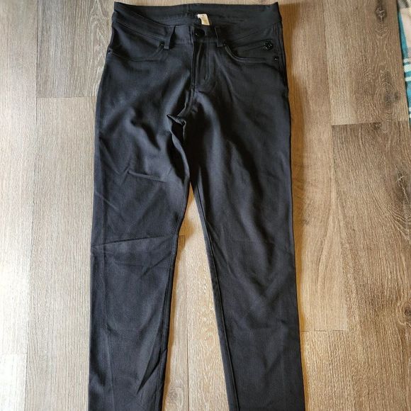 Lululemon Everyday Pant - Picture 3 of 10